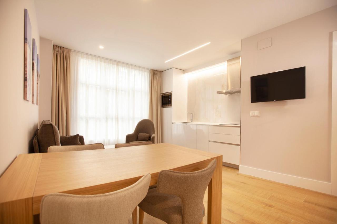 סנטנדר Apartamentos Reina Victoria מראה חיצוני תמונה