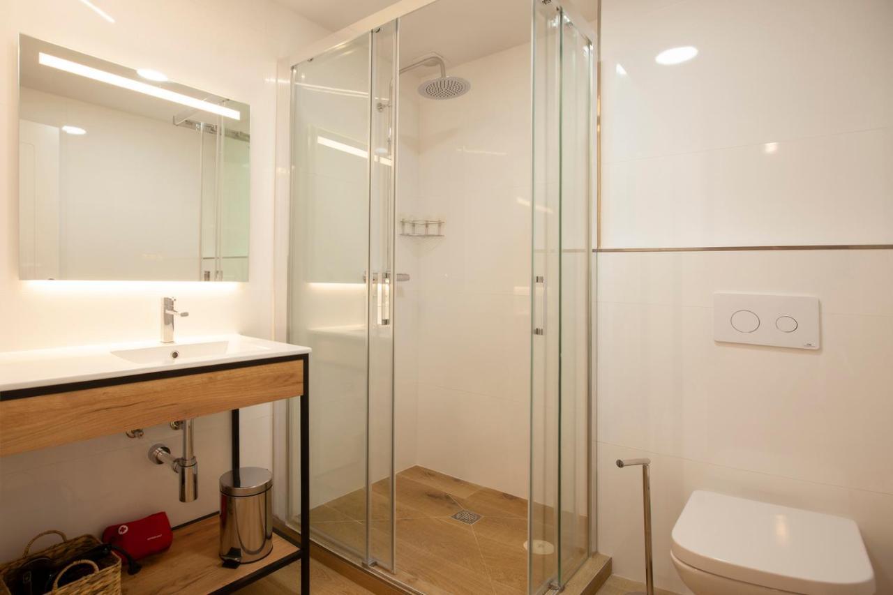 סנטנדר Apartamentos Reina Victoria מראה חיצוני תמונה