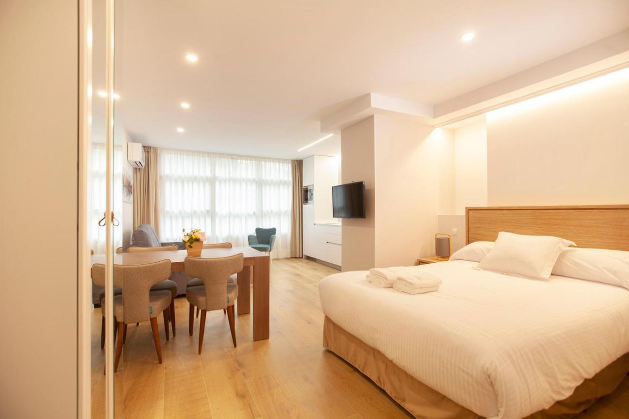 סנטנדר Apartamentos Reina Victoria מראה חיצוני תמונה