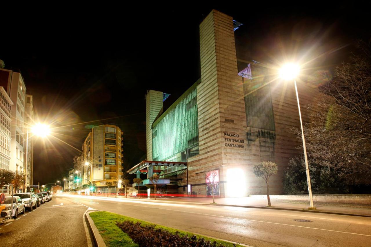 סנטנדר Apartamentos Reina Victoria מראה חיצוני תמונה