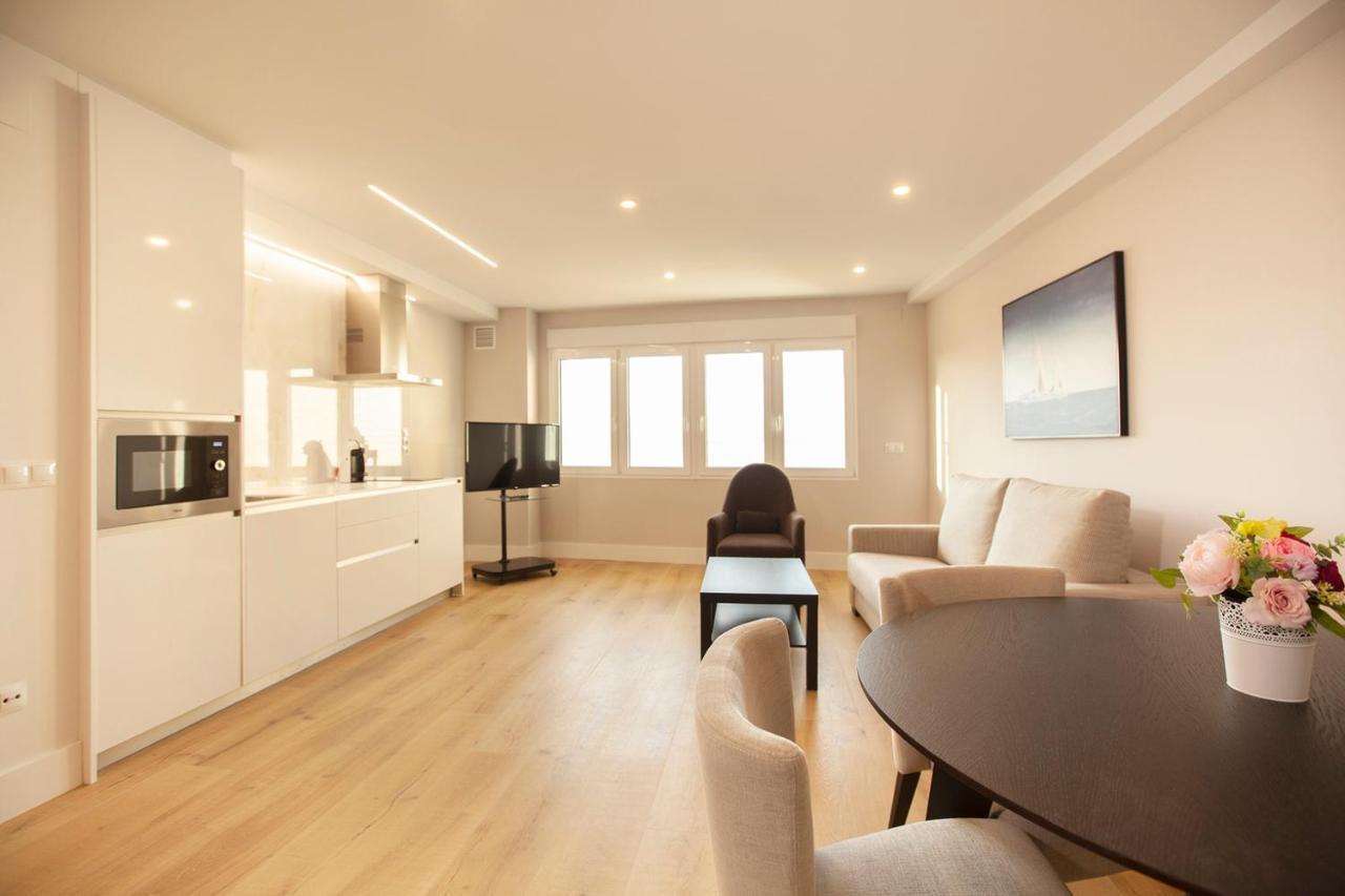 סנטנדר Apartamentos Reina Victoria מראה חיצוני תמונה