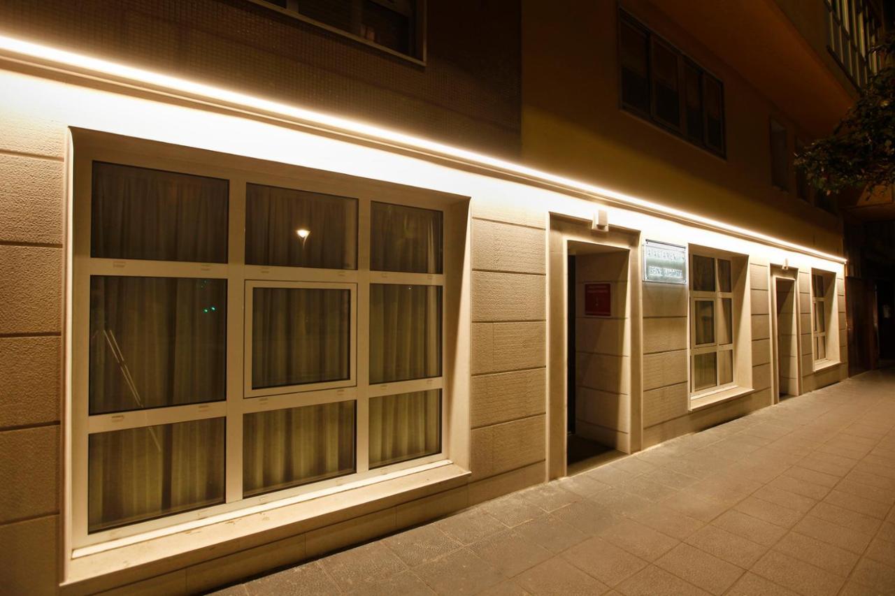 סנטנדר Apartamentos Reina Victoria מראה חיצוני תמונה